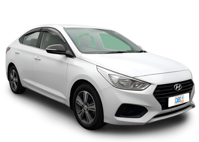 2018 Hyundai Verna - Sedan - Petrol - Manual - ₹6.49 lakh